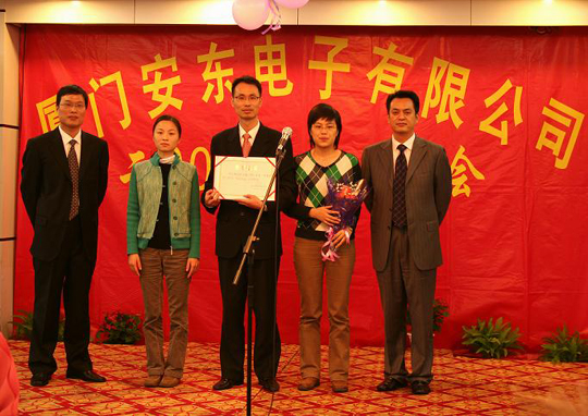 愛(ài)拼才會(huì)贏(yíng)
